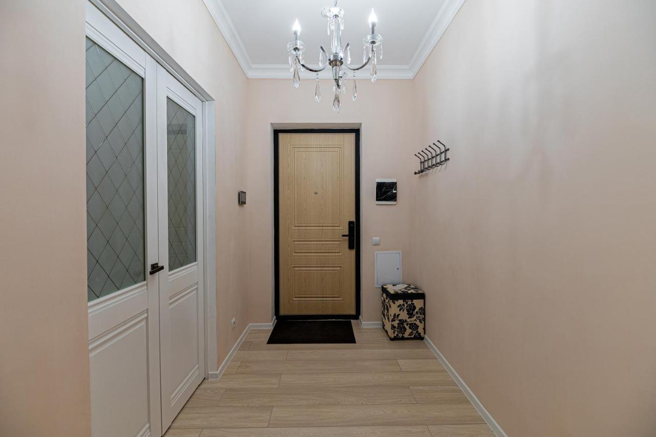 Шикарная Квартира На Против Сада Astaná Exterior foto